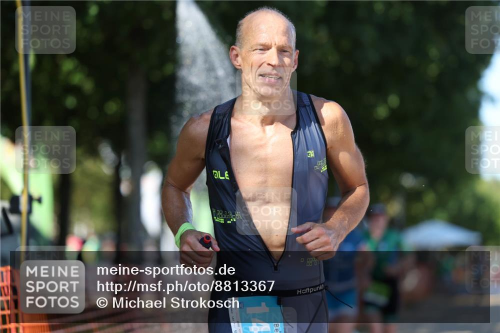 07.09.2025 - 19. Norderstedt Triathlon Michael Strokosch http://msf.ph/oto/8813367 07.09.2025 15:27:15 Laufen 441, 1457, 1507 meine-sportfotos.de