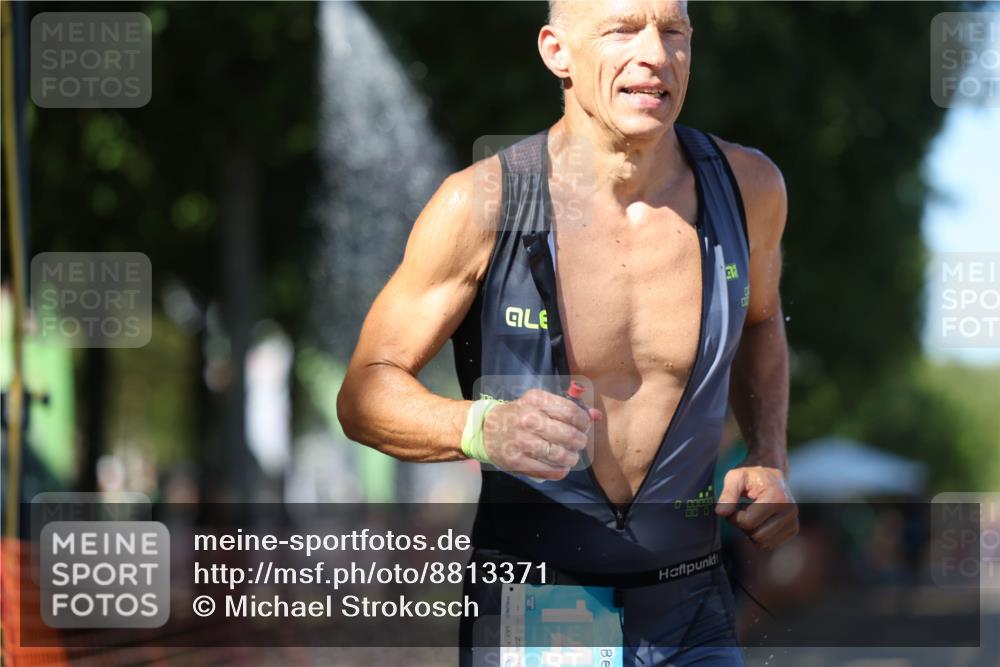 07.09.2025 - 19. Norderstedt Triathlon Michael Strokosch http://msf.ph/oto/8813371 07.09.2025 15:27:15 Laufen 441, 1457, 1507 meine-sportfotos.de