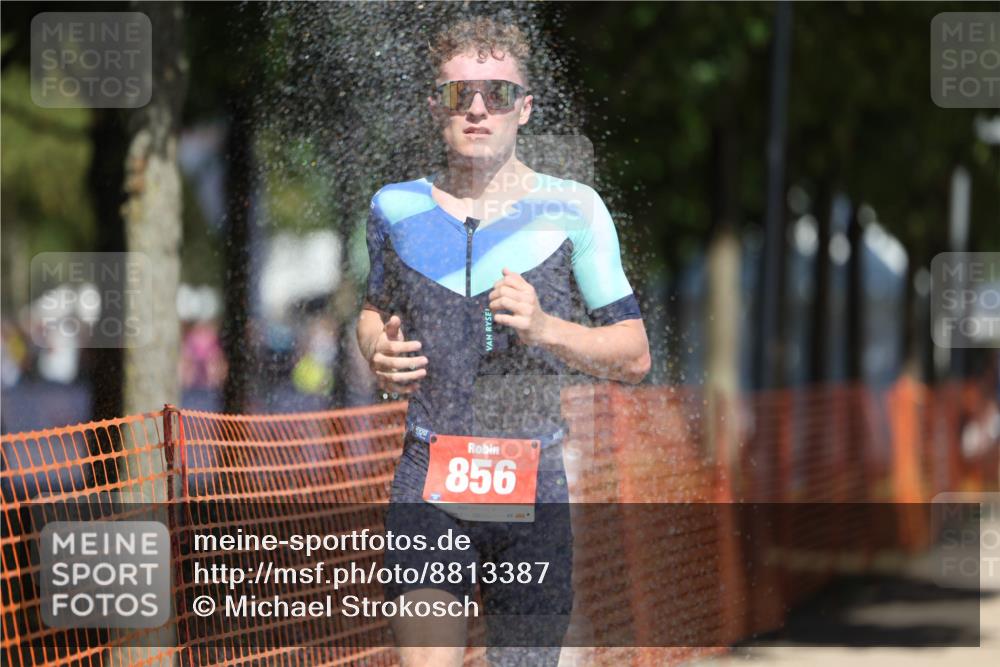 07.09.2025 - 19. Norderstedt Triathlon Michael Strokosch http://msf.ph/oto/8813387 07.09.2025 12:52:09 Laufen 218, 856, 1296 meine-sportfotos.de
