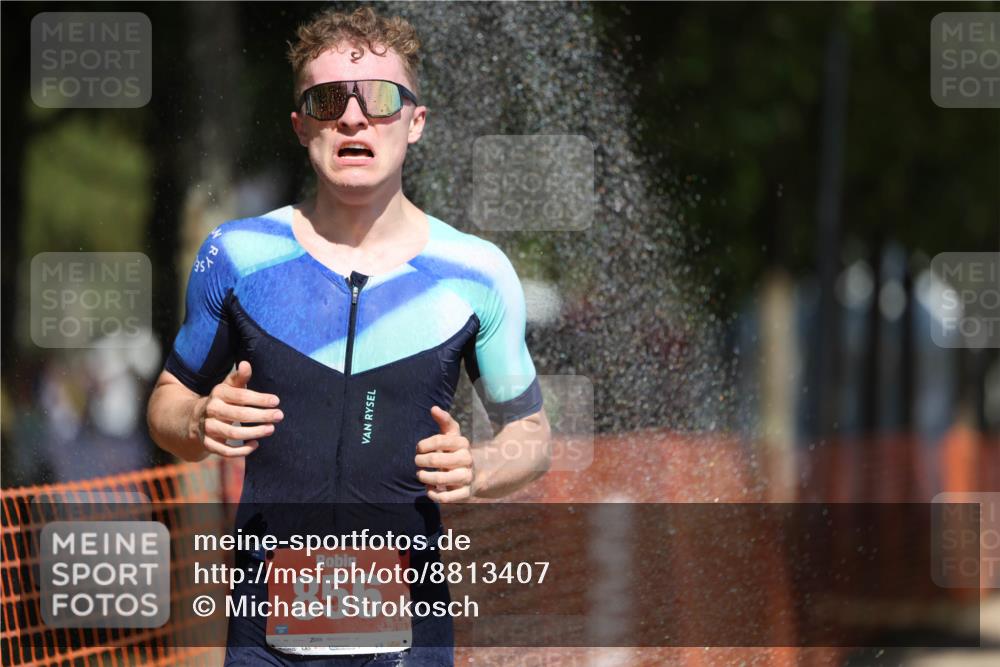 07.09.2025 - 19. Norderstedt Triathlon Michael Strokosch http://msf.ph/oto/8813407 07.09.2025 12:52:09 Laufen 218, 856, 1296 meine-sportfotos.de