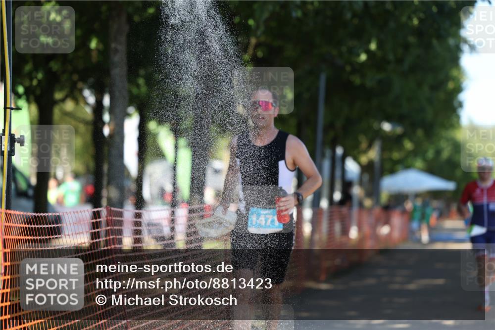 07.09.2025 - 19. Norderstedt Triathlon Michael Strokosch http://msf.ph/oto/8813423 07.09.2025 15:27:27 Laufen 361, 1471, 1496, 1505 meine-sportfotos.de