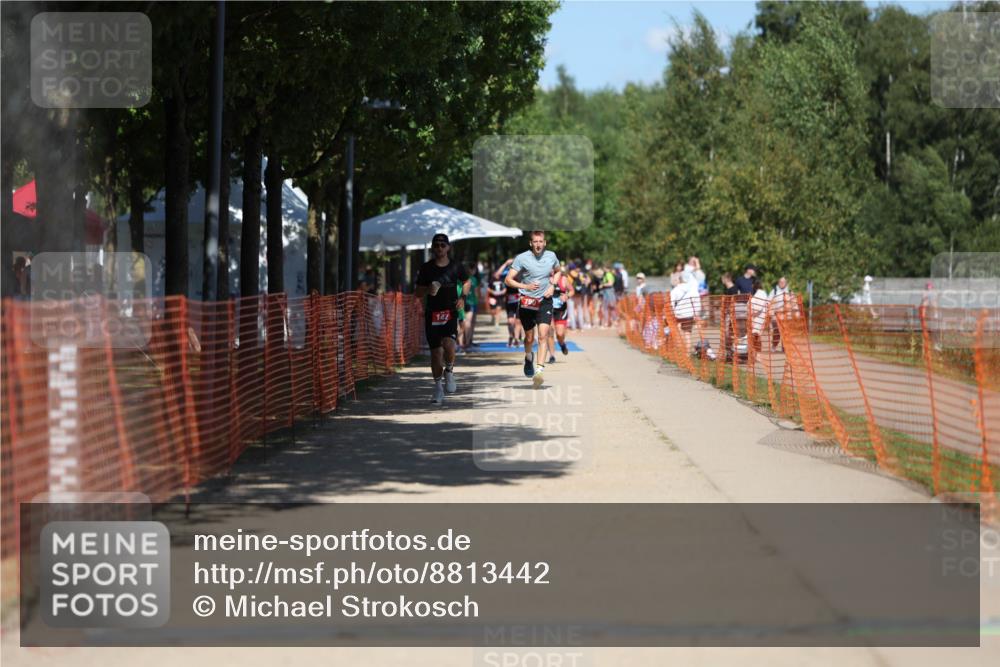 07.09.2025 - 19. Norderstedt Triathlon Michael Strokosch http://msf.ph/oto/8813442 07.09.2025 13:31:47 Laufen 341 meine-sportfotos.de