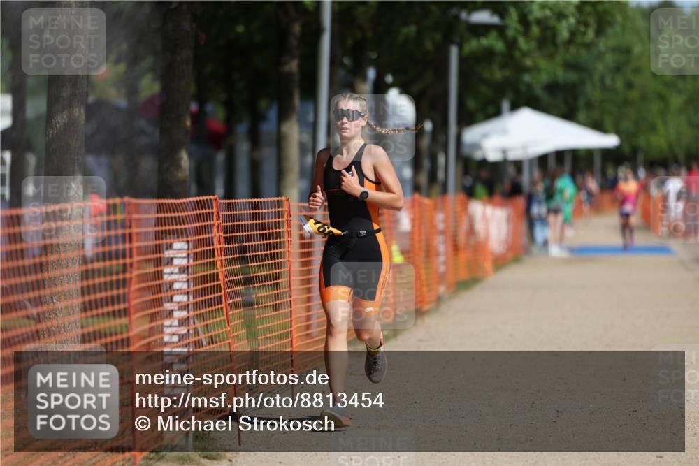 07.09.2025 - 19. Norderstedt Triathlon Michael Strokosch http://msf.ph/oto/8813454 07.09.2025 11:42:47 Laufen 1168 meine-sportfotos.de