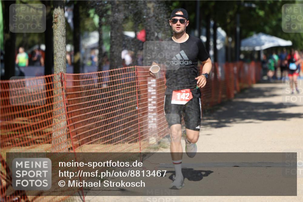 07.09.2025 - 19. Norderstedt Triathlon Michael Strokosch http://msf.ph/oto/8813467 07.09.2025 13:31:55 Laufen 142, 790 meine-sportfotos.de