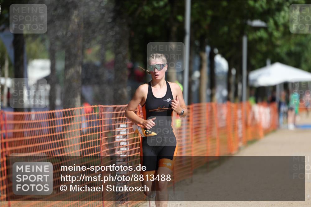 07.09.2025 - 19. Norderstedt Triathlon Michael Strokosch http://msf.ph/oto/8813488 07.09.2025 11:42:48 Laufen 1168 meine-sportfotos.de