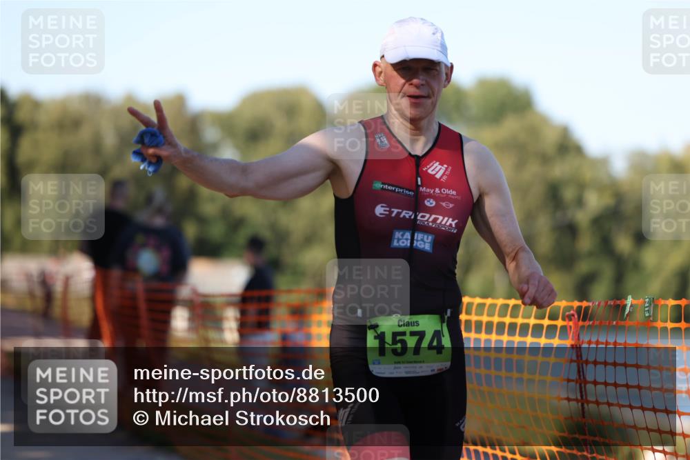 07.09.2025 - 19. Norderstedt Triathlon Michael Strokosch http://msf.ph/oto/8813500 07.09.2025 16:24:09 Laufen 526, 945, 1085, 1551, 1552, 1574, 1580 meine-sportfotos.de