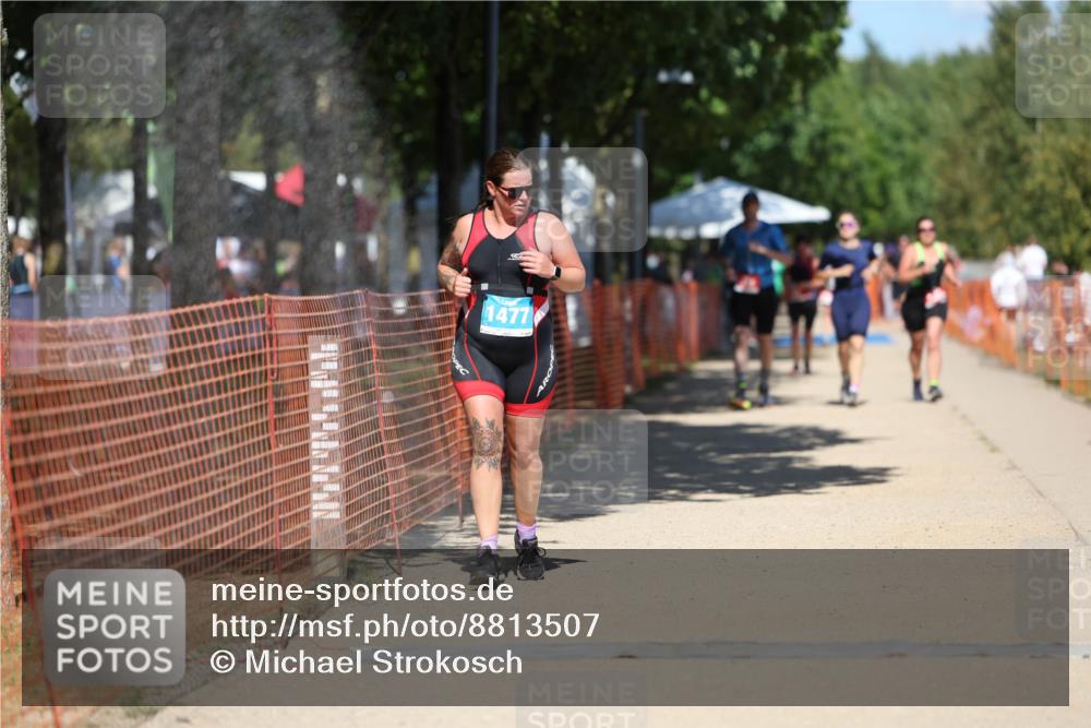 07.09.2025 - 19. Norderstedt Triathlon Michael Strokosch http://msf.ph/oto/8813507 07.09.2025 13:32:05 Laufen 1477 meine-sportfotos.de