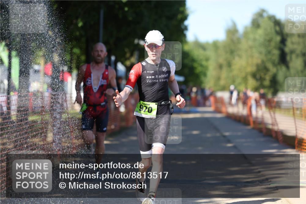 07.09.2025 - 19. Norderstedt Triathlon Michael Strokosch http://msf.ph/oto/8813517 07.09.2025 15:27:55 Laufen 970 meine-sportfotos.de