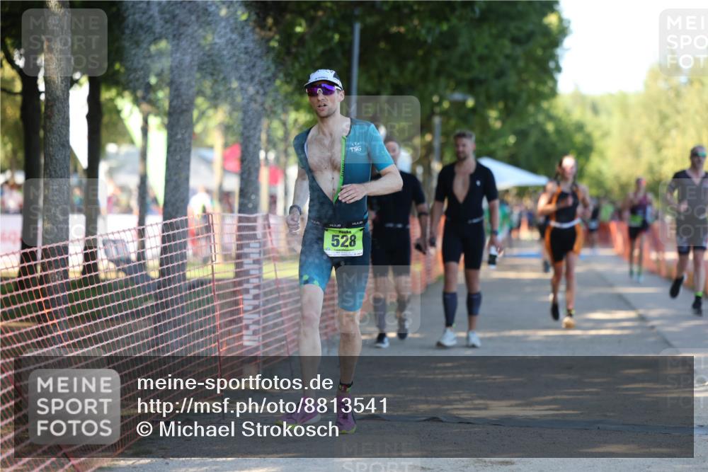 07.09.2025 - 19. Norderstedt Triathlon Michael Strokosch http://msf.ph/oto/8813541 07.09.2025 16:24:27 Laufen 483, 528, 936, 1512, 1522, 1628 meine-sportfotos.de