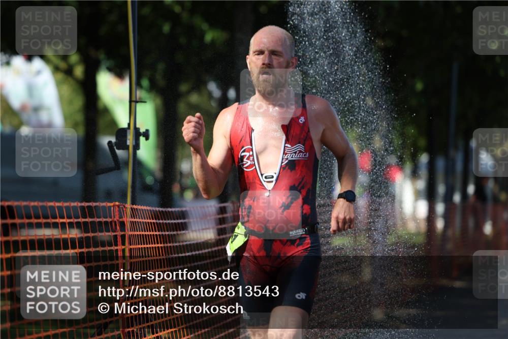 07.09.2025 - 19. Norderstedt Triathlon Michael Strokosch http://msf.ph/oto/8813543 07.09.2025 15:27:57 Laufen 970 meine-sportfotos.de