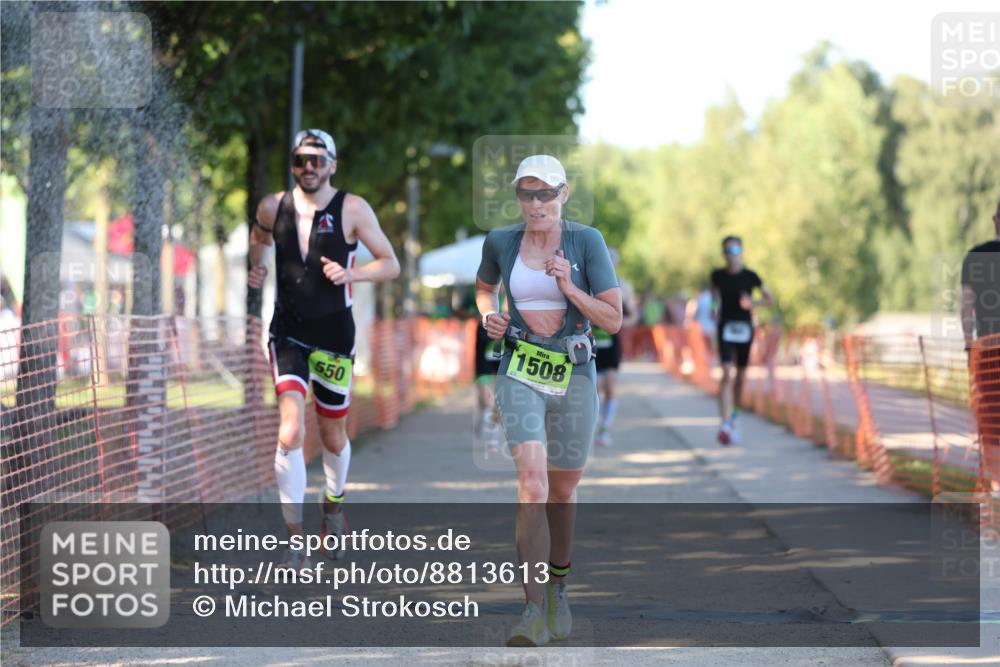 07.09.2025 - 19. Norderstedt Triathlon Michael Strokosch http://msf.ph/oto/8813613 07.09.2025 16:24:40 Laufen 550, 871, 932, 1064, 1092, 1495, 1590 meine-sportfotos.de