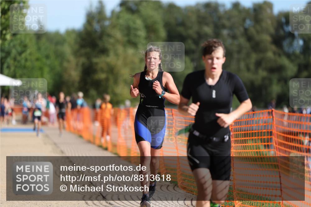 07.09.2025 - 19. Norderstedt Triathlon Michael Strokosch http://msf.ph/oto/8813618 07.09.2025 10:44:38 Laufen 64, 637, 678 meine-sportfotos.de