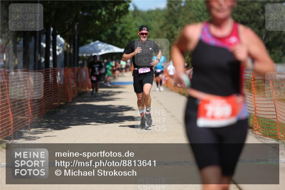 07.09.2025 - 19. Norderstedt Triathlon Michael Strokosch http://msf.ph/oto/8813641 07.09.2025 13:32:21 Laufen 318, 789 meine-sportfotos.de