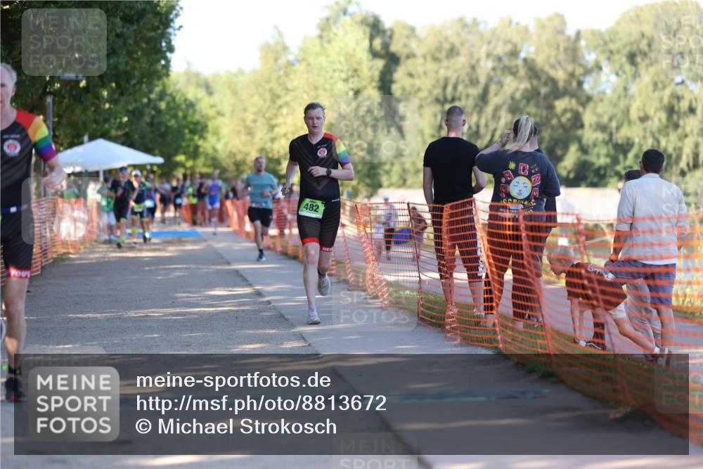07.09.2025 - 19. Norderstedt Triathlon Michael Strokosch http://msf.ph/oto/8813672 07.09.2025 16:24:57 Laufen 482, 1556, 1559 meine-sportfotos.de