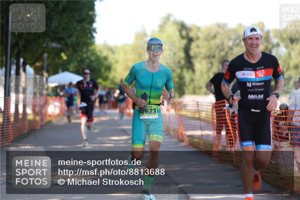 07.09.2025 - 19. Norderstedt Triathlon Michael Strokosch http://msf.ph/oto/8813688 07.09.2025 16:25:23 Laufen 402, 523, 1104, 1417, 1447, 1623 meine-sportfotos.de