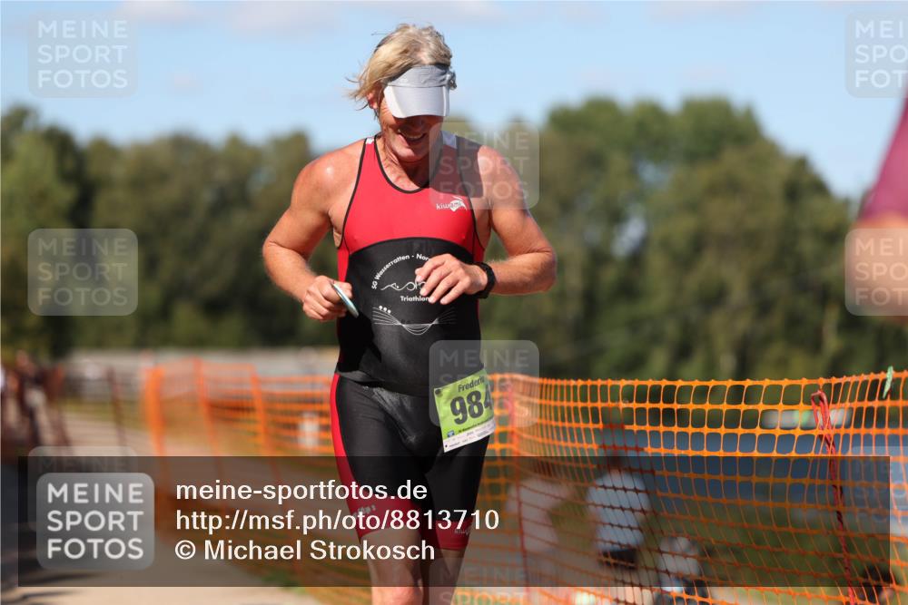 07.09.2025 - 19. Norderstedt Triathlon Michael Strokosch http://msf.ph/oto/8813710 07.09.2025 15:28:29 Laufen 879, 1465 meine-sportfotos.de