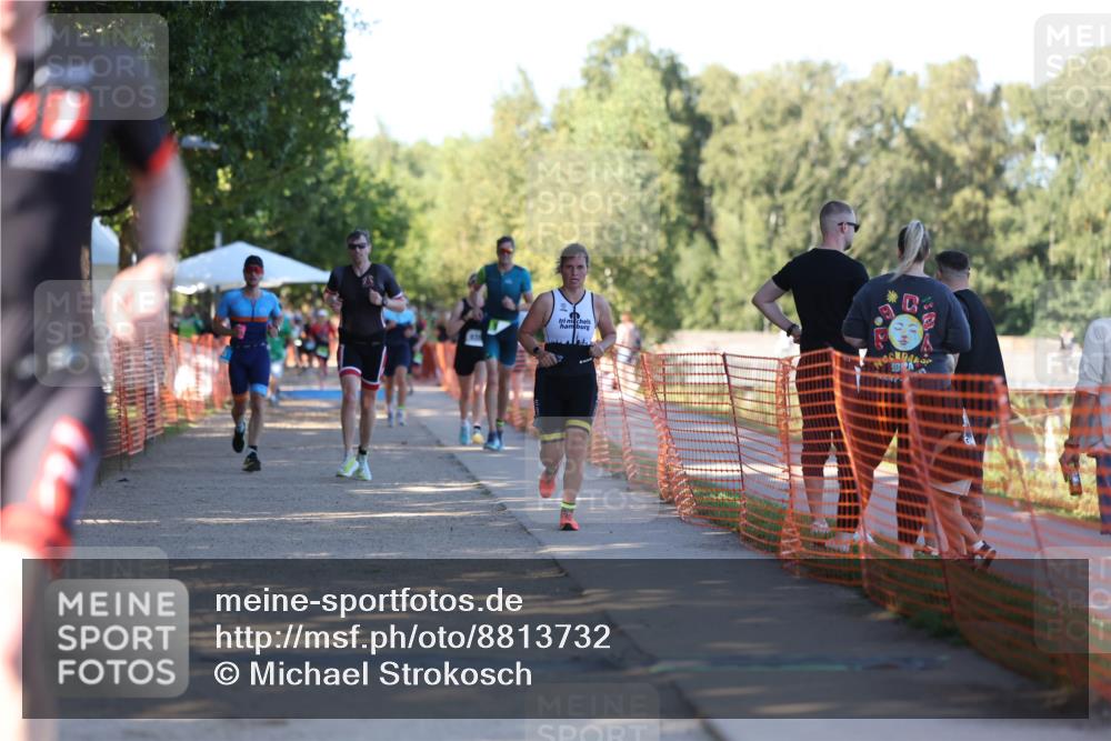 07.09.2025 - 19. Norderstedt Triathlon Michael Strokosch http://msf.ph/oto/8813732 07.09.2025 16:25:28 Laufen 425, 523, 529, 938, 1104, 1417, 1579, 1623 meine-sportfotos.de