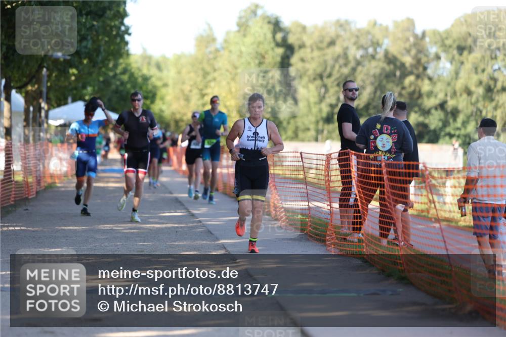 07.09.2025 - 19. Norderstedt Triathlon Michael Strokosch http://msf.ph/oto/8813747 07.09.2025 16:25:29 Laufen 425, 523, 529, 938, 1104, 1579 meine-sportfotos.de