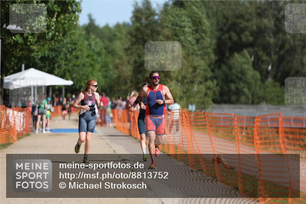 07.09.2025 - 19. Norderstedt Triathlon Michael Strokosch http://msf.ph/oto/8813752 07.09.2025 11:43:15 Laufen 238, 1182, 1227 meine-sportfotos.de