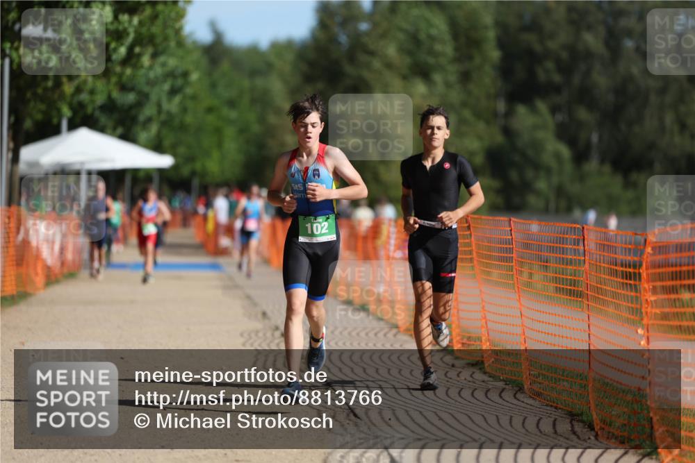 07.09.2025 - 19. Norderstedt Triathlon Michael Strokosch http://msf.ph/oto/8813766 07.09.2025 10:44:47 Laufen 102, 651 meine-sportfotos.de