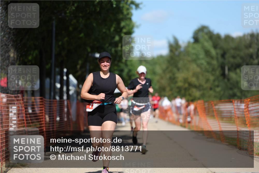 07.09.2025 - 19. Norderstedt Triathlon Michael Strokosch http://msf.ph/oto/8813771 07.09.2025 13:32:55 Laufen 157, 735, 752 meine-sportfotos.de