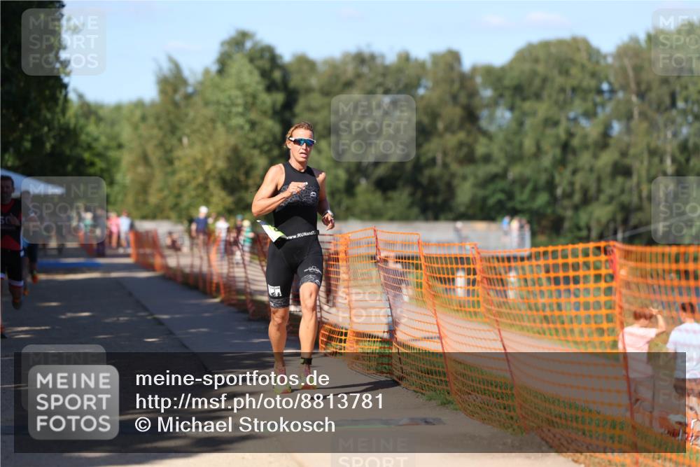 07.09.2025 - 19. Norderstedt Triathlon Michael Strokosch http://msf.ph/oto/8813781 07.09.2025 15:28:47 Laufen 469, 982 meine-sportfotos.de