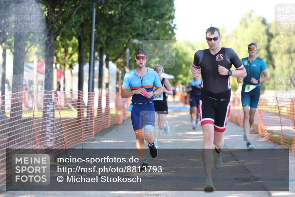 07.09.2025 - 19. Norderstedt Triathlon Michael Strokosch http://msf.ph/oto/8813793 07.09.2025 16:25:33 Laufen 425, 529, 938, 1083, 1104, 1579, 1607 meine-sportfotos.de