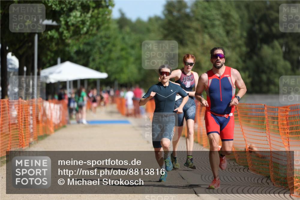 07.09.2025 - 19. Norderstedt Triathlon Michael Strokosch http://msf.ph/oto/8813816 07.09.2025 11:43:17 Laufen 238, 1182, 1227 meine-sportfotos.de
