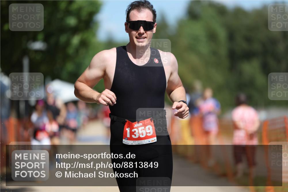 07.09.2025 - 19. Norderstedt Triathlon Michael Strokosch http://msf.ph/oto/8813849 07.09.2025 12:52:50 Laufen 767, 802, 1297, 1359 meine-sportfotos.de