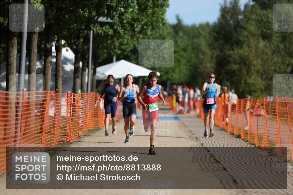 07.09.2025 - 19. Norderstedt Triathlon Michael Strokosch http://msf.ph/oto/8813888 07.09.2025 10:44:55 Laufen 102, 108, 131, 651 meine-sportfotos.de