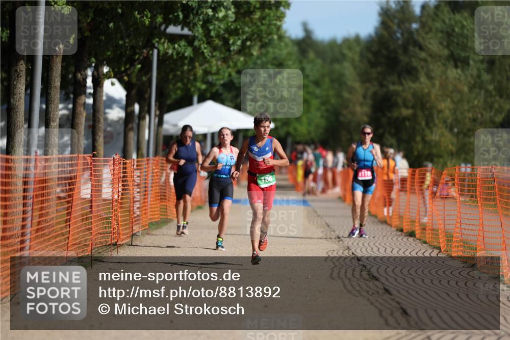 07.09.2025 - 19. Norderstedt Triathlon Michael Strokosch http://msf.ph/oto/8813892 07.09.2025 10:44:55 Laufen 102, 108, 131, 651 meine-sportfotos.de