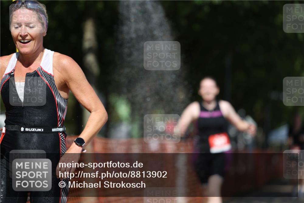 07.09.2025 - 19. Norderstedt Triathlon Michael Strokosch http://msf.ph/oto/8813902 07.09.2025 13:33:14 Laufen 307, 353, 1221, 1344 meine-sportfotos.de