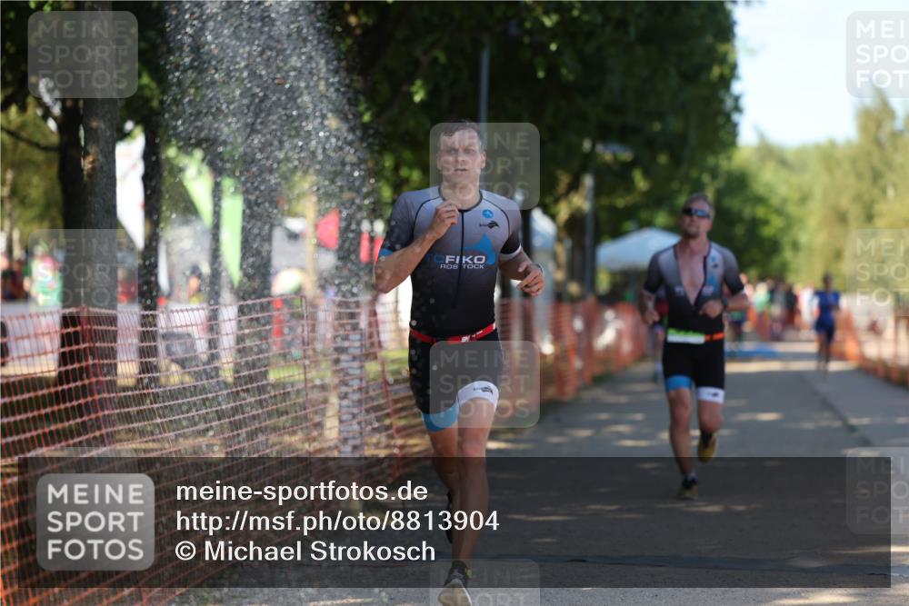 07.09.2025 - 19. Norderstedt Triathlon Michael Strokosch http://msf.ph/oto/8813904 07.09.2025 15:29:06 Laufen  meine-sportfotos.de