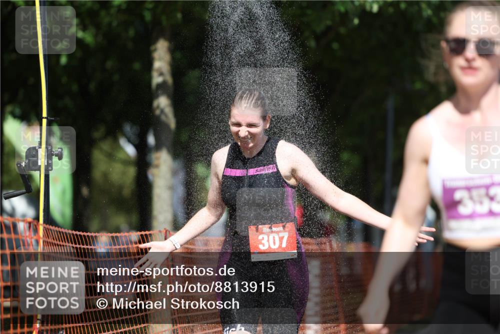 07.09.2025 - 19. Norderstedt Triathlon Michael Strokosch http://msf.ph/oto/8813915 07.09.2025 13:33:15 Laufen 307, 353, 1221, 1344 meine-sportfotos.de