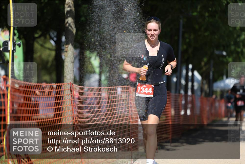 07.09.2025 - 19. Norderstedt Triathlon Michael Strokosch http://msf.ph/oto/8813920 07.09.2025 13:33:20 Laufen 1317, 1344 meine-sportfotos.de