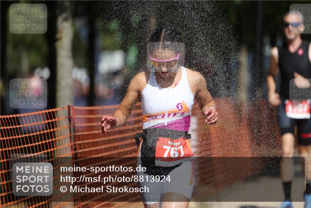 07.09.2025 - 19. Norderstedt Triathlon Michael Strokosch http://msf.ph/oto/8813924 07.09.2025 12:52:55 Laufen 767, 1297 meine-sportfotos.de