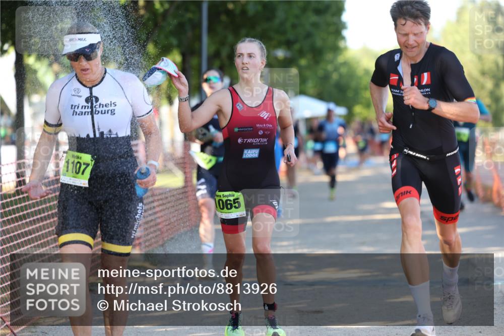 07.09.2025 - 19. Norderstedt Triathlon Michael Strokosch http://msf.ph/oto/8813926 07.09.2025 16:26:05 Laufen 520, 530, 916, 1051, 1056, 1065, 1107 meine-sportfotos.de