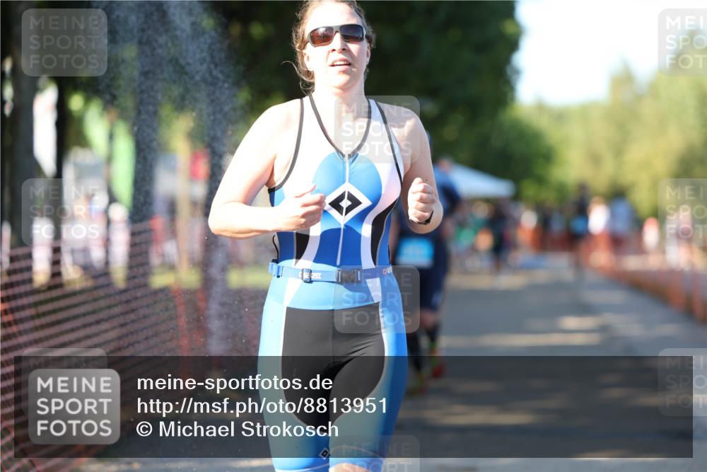 07.09.2025 - 19. Norderstedt Triathlon Michael Strokosch http://msf.ph/oto/8813951 07.09.2025 16:26:10 Laufen 530, 916, 1051, 1056, 1474 meine-sportfotos.de