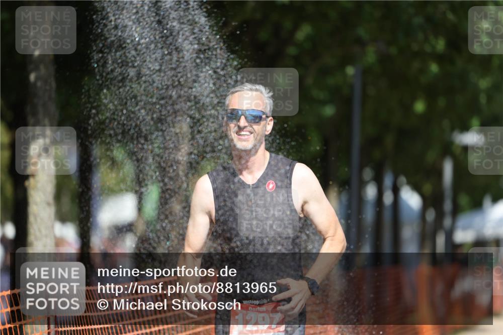 07.09.2025 - 19. Norderstedt Triathlon Michael Strokosch http://msf.ph/oto/8813965 07.09.2025 12:52:57 Laufen 217, 767, 786, 1297 meine-sportfotos.de