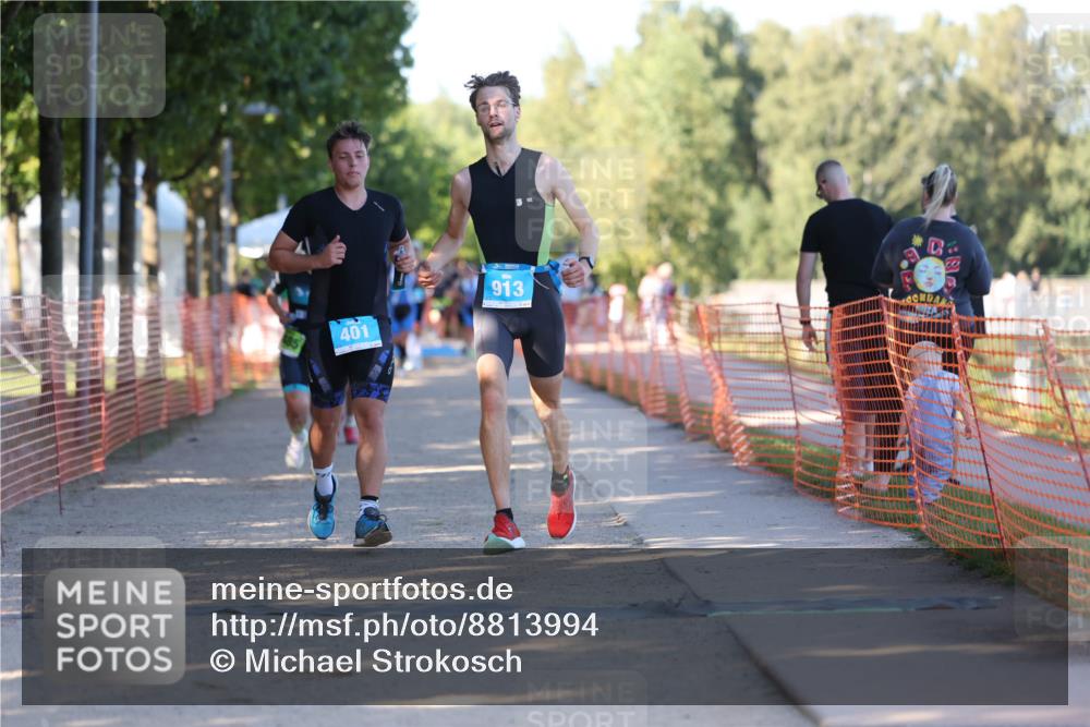 07.09.2025 - 19. Norderstedt Triathlon Michael Strokosch http://msf.ph/oto/8813994 07.09.2025 16:26:18 Laufen 401, 913, 1474, 1485 meine-sportfotos.de