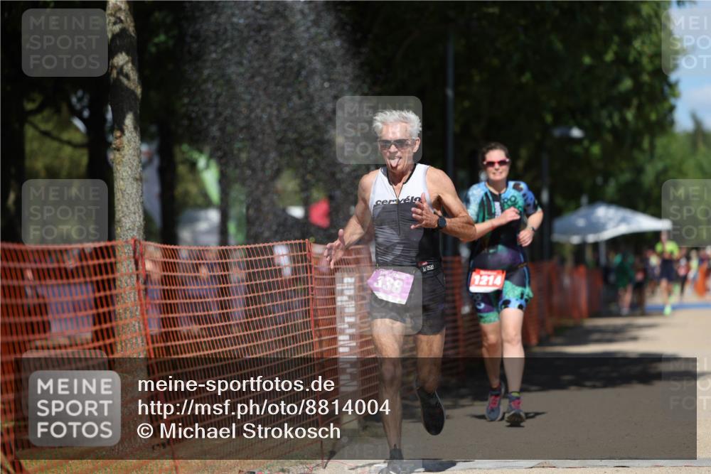 07.09.2025 - 19. Norderstedt Triathlon Michael Strokosch http://msf.ph/oto/8814004 07.09.2025 13:33:35 Laufen 338, 350, 723, 1214 meine-sportfotos.de