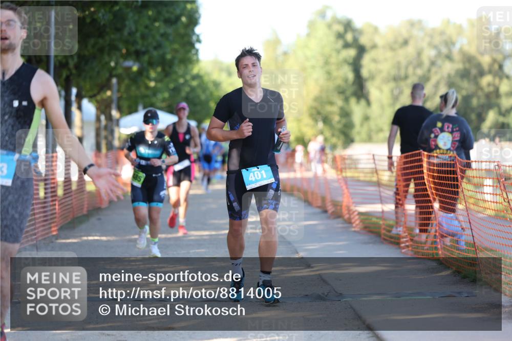 07.09.2025 - 19. Norderstedt Triathlon Michael Strokosch http://msf.ph/oto/8814005 07.09.2025 16:26:19 Laufen 401, 913, 1485 meine-sportfotos.de