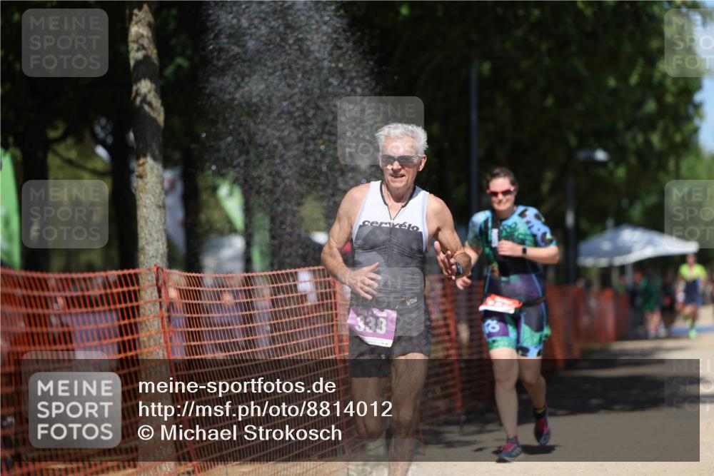 07.09.2025 - 19. Norderstedt Triathlon Michael Strokosch http://msf.ph/oto/8814012 07.09.2025 13:33:35 Laufen 338, 350, 723, 1214 meine-sportfotos.de