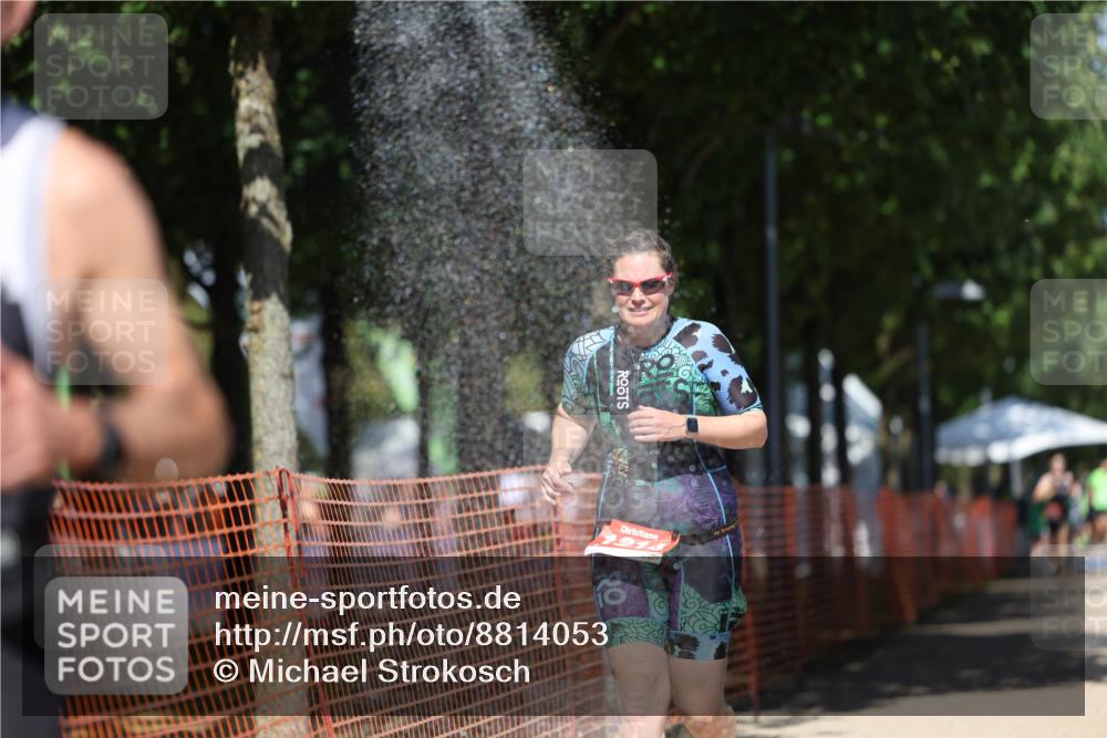 07.09.2025 - 19. Norderstedt Triathlon Michael Strokosch http://msf.ph/oto/8814053 07.09.2025 13:33:37 Laufen 338, 350, 723, 1214 meine-sportfotos.de