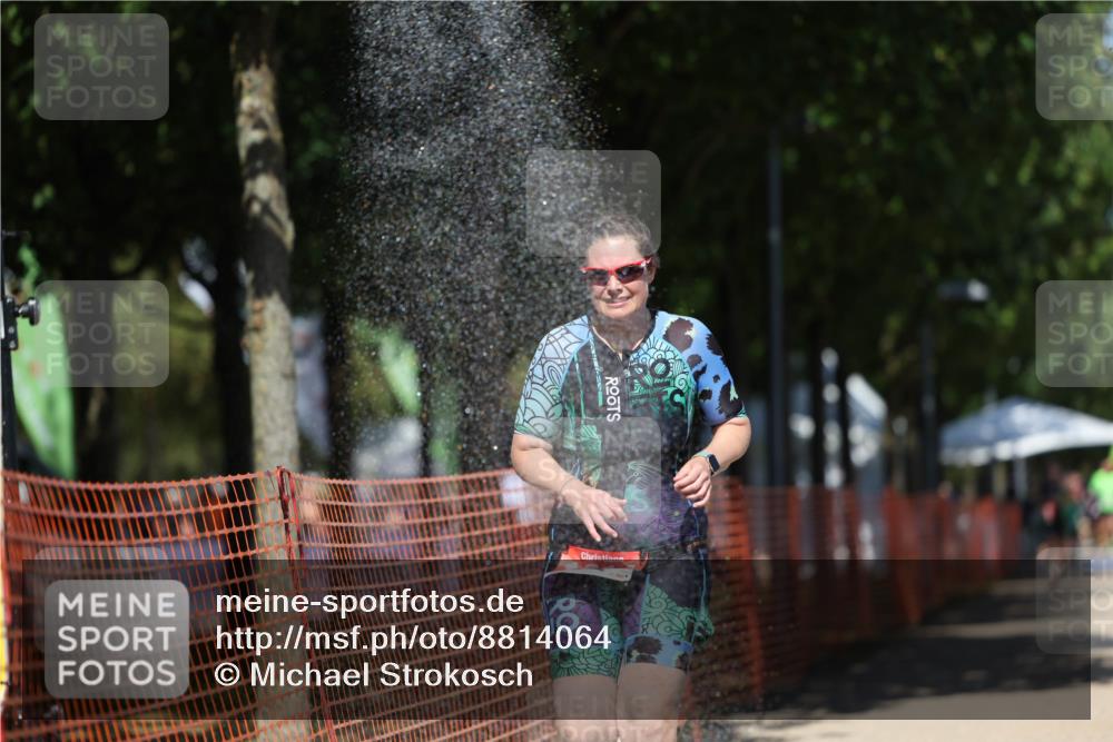 07.09.2025 - 19. Norderstedt Triathlon Michael Strokosch http://msf.ph/oto/8814064 07.09.2025 13:33:38 Laufen 338, 350, 1214 meine-sportfotos.de