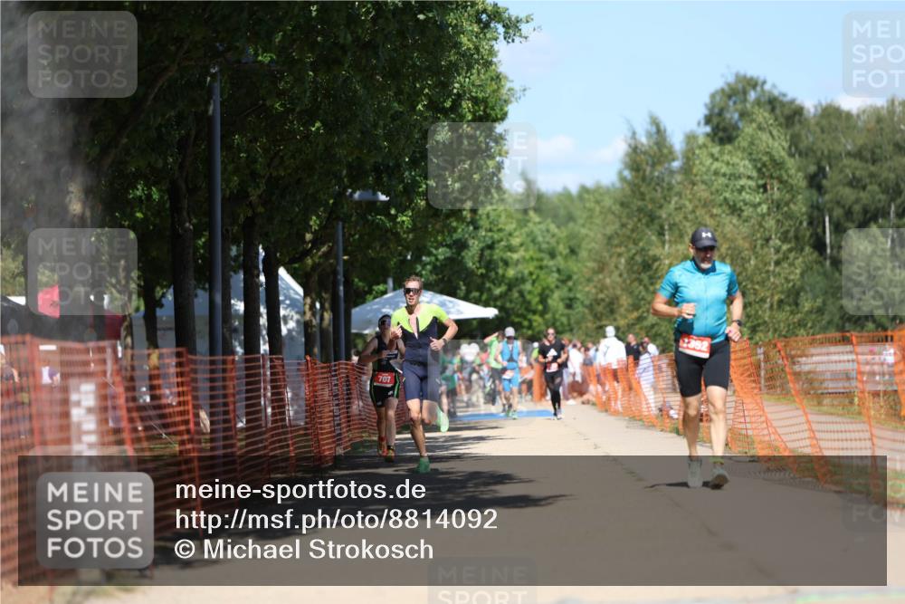 07.09.2025 - 19. Norderstedt Triathlon Michael Strokosch http://msf.ph/oto/8814092 07.09.2025 13:33:42 Laufen 275, 707, 1352 meine-sportfotos.de