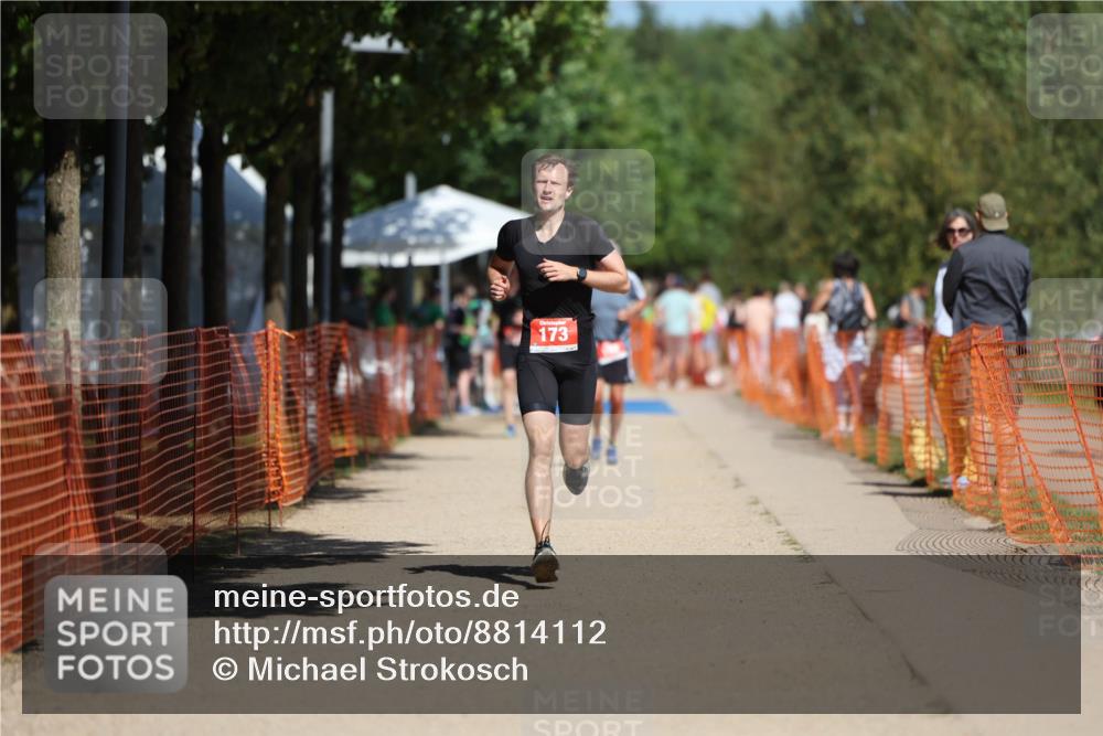 07.09.2025 - 19. Norderstedt Triathlon Michael Strokosch http://msf.ph/oto/8814112 07.09.2025 12:53:12 Laufen 173 meine-sportfotos.de