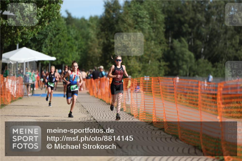 07.09.2025 - 19. Norderstedt Triathlon Michael Strokosch http://msf.ph/oto/8814145 07.09.2025 10:45:09 Laufen 70, 682, 1111, 1119 meine-sportfotos.de