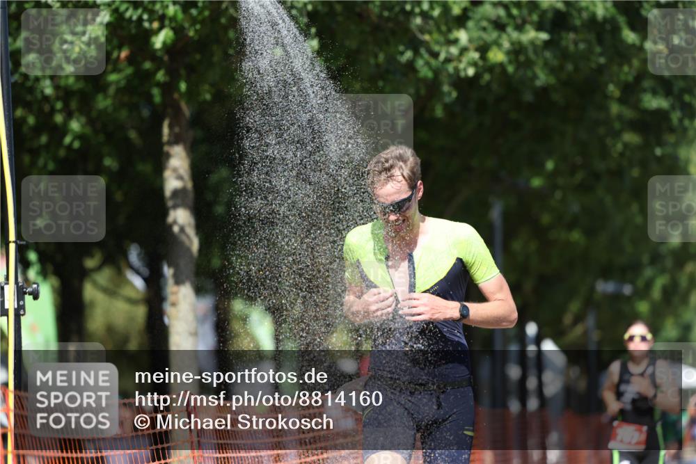07.09.2025 - 19. Norderstedt Triathlon Michael Strokosch http://msf.ph/oto/8814160 07.09.2025 13:33:47 Laufen 275, 707, 1352 meine-sportfotos.de