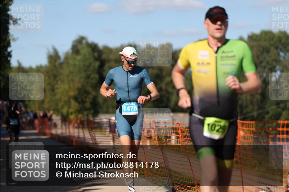 07.09.2025 - 19. Norderstedt Triathlon Michael Strokosch http://msf.ph/oto/8814178 07.09.2025 15:29:34 Laufen 395, 1022, 1029, 1478 meine-sportfotos.de